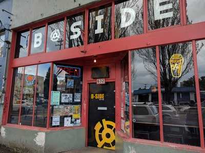 The B Side Tavern, Portland