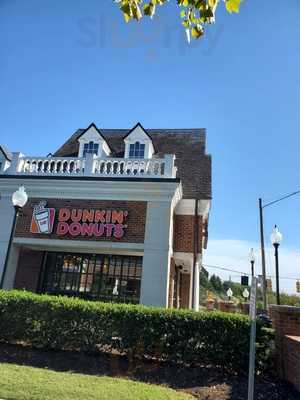 Dunkin', Charlotte