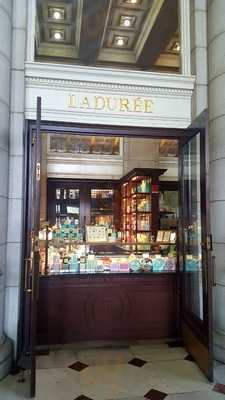 Laduree Union Station, Washington DC