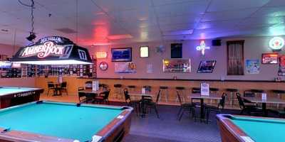 8 Ball Sports Bar and Billiards, Columbus