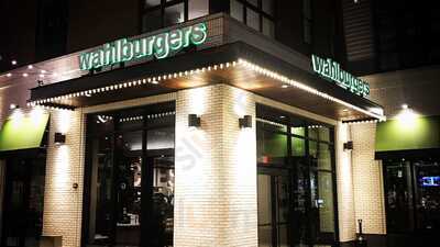 Wahlburgers, Boston