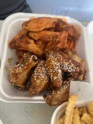 Wings & More, Denver