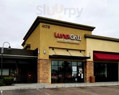 Luna Grill Clairemont, San Diego