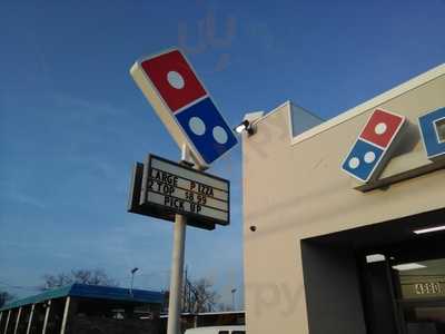 Domino's Pizza, Dallas