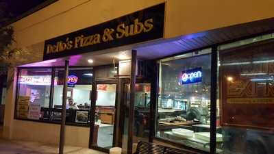 DeNo's Pizza and Subs, Boston