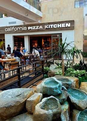 California Pizza Kitchen Topanga, Los Angeles