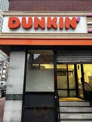 Dunkin', Boston