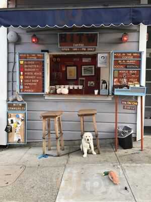 Hole In The Wall Coffee, San Francisco