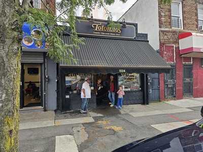 Totonno's, Brooklyn