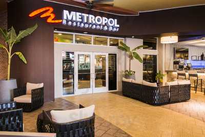 Metropol Restaurant & Bar, Miami