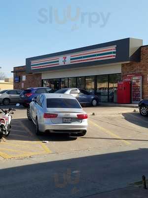 7-Eleven, Dallas