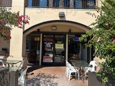 Manny's Pizzeria, Los Angeles
