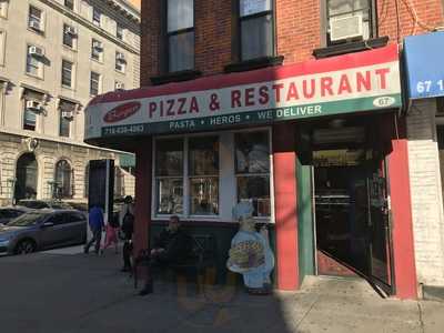 Bergen Pizza, Brooklyn