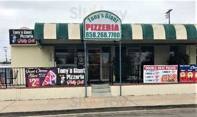 Tony's Giant Pizza & Grill, San Diego