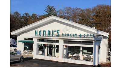 Henri's Bakery & Cafe