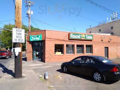 Round Table Pizza, Portland