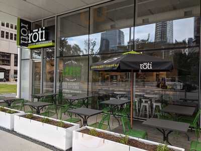 Roti Modern Mediterranean, Dallas