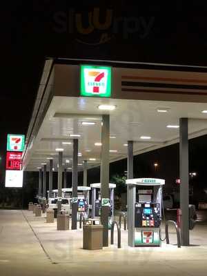 7-Eleven, Dallas