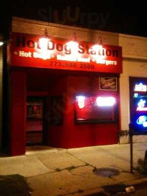 Hot Dog Station, Chicago