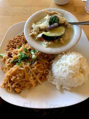 Thai Palms - Authentic Thai and Laos Cuisine, Seattle