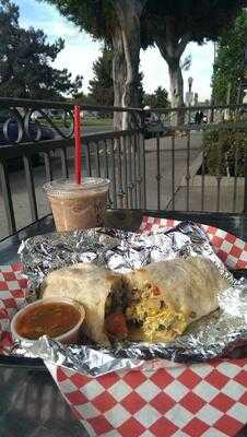 Antigua Bread Bakery Cafe, Los Angeles