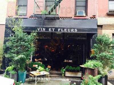 Vin Et Fleurs