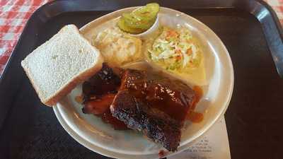 Grady's Bar-B-Q, San Antonio