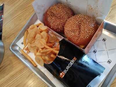 Burgerim Halal Wilshire