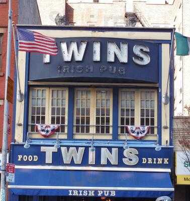 Twins Irish Pub, New York City