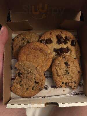 Insomnia Cookies, New York City