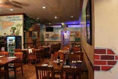 El Rincon Cubano Restaurant