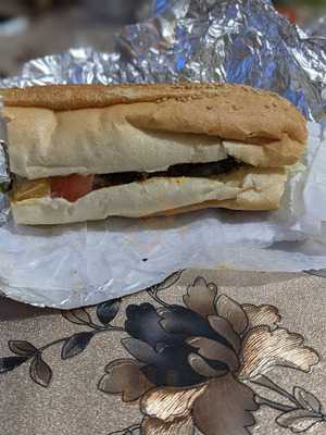 Kennedy Fried Chicken and Gyro House, Brooklyn