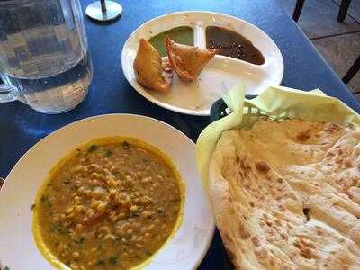 Wow Naan N Curry