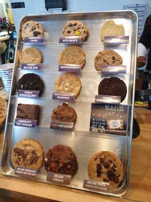 Insomnia Cookies, Chicago