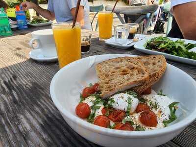 Bardonna, Santa Monica