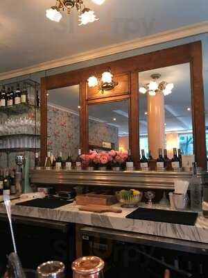 Bistro Pierre Lapin, New York City