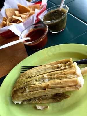 mom's tamales, Los Angeles