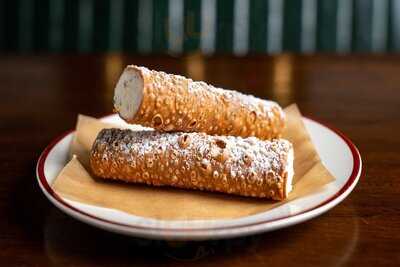 Leonelli Bakery, New York City