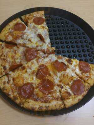 Chuck E. Cheese, Los Angeles