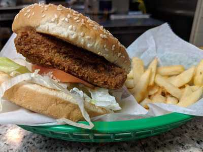 Nicky's Hot Dogs, Chicago