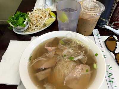 Pho Saigon Noodle and Grill, Los Angeles