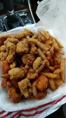 Golden Hook Fish & Chicken, Chicago