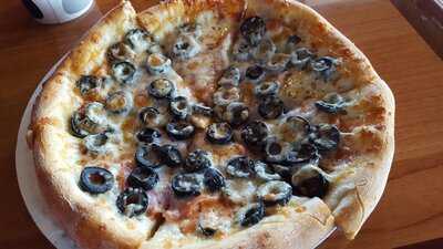 Uncle Tony's Pizzeria