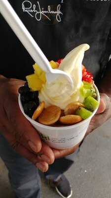 Pinkberry, New York City