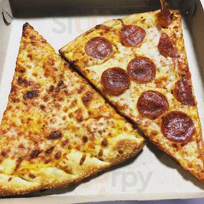 Pizza Pizza, Los Angeles