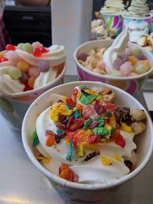 YogurtLand, Los Angeles