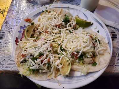 La Lomita Mexican Deli