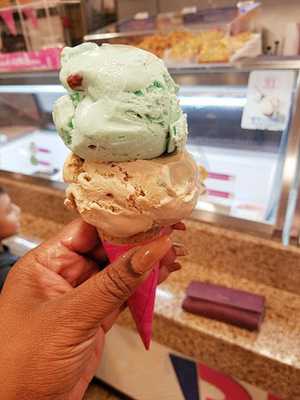 Baskin-Robbins, New York City