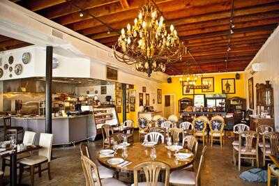 Agora Mediterranean Kitchen, West Palm Beach