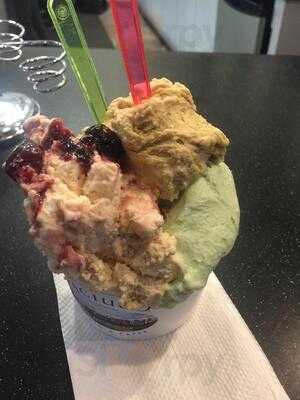 Paciugo Gelato & Caffe